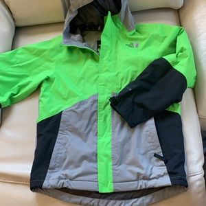 North Face Shell Boys M 10/12 rain jacket